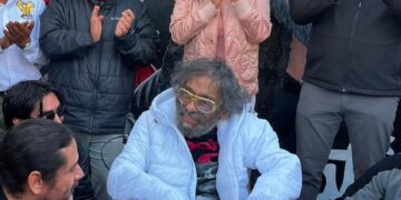 El alcalde de Tijuana entrega las llaves de la ciudad al icono del Rock & Blues: Javier Bátiz