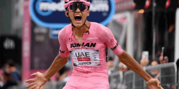 Isaac del Toro, el ciclista que está haciendo historia para México y nuestro estado.  Un Digno Embajador de la República de Baja California.